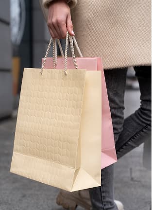 Retail & E-commerce